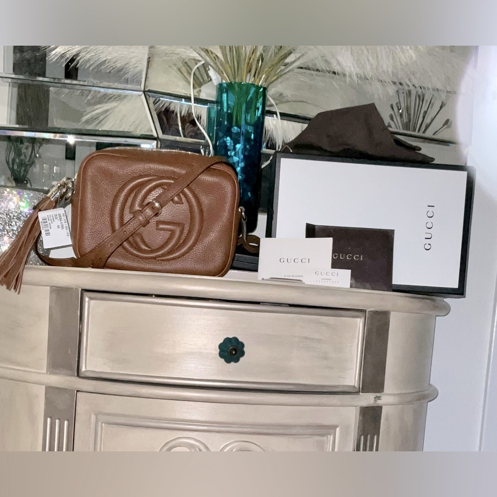 ❌❌SOLD OUT ❌❌BNWT GUCCI GG CELLARIUS Soho Disco  Crossbody Brown & COA